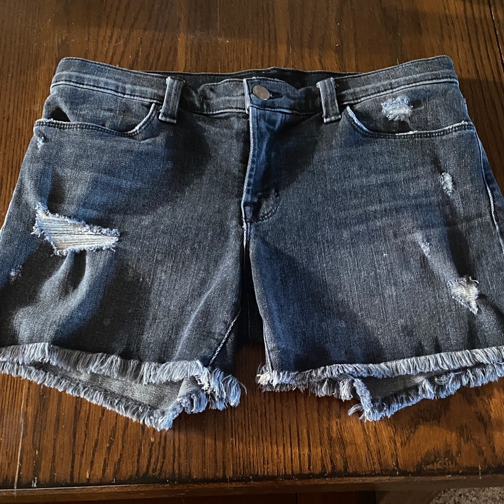 J Brand shorts 🖤